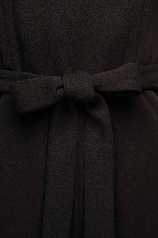 https://stylease.co/uploads/products/0lq4Vqw31NrfxXjzSYtygvtEegkpaHPKcBzFMjab.jpg