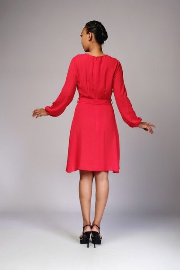 https://stylease.co/uploads/products/AUH3m9dEqGigd1H4DzdKaZaN18HAWvl6KYkl7RGl.jpg