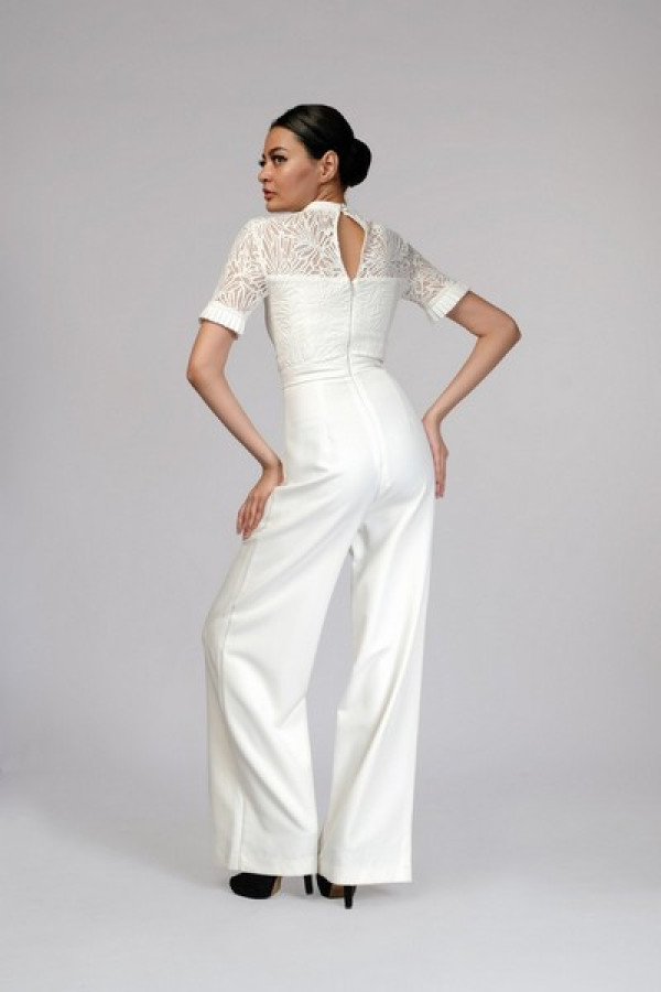 https://stylease.co/uploads/products/EnHRz2Kr1zpx3b1F4GFtmqnPk9KpgqyA3QTqxfmK.jpg