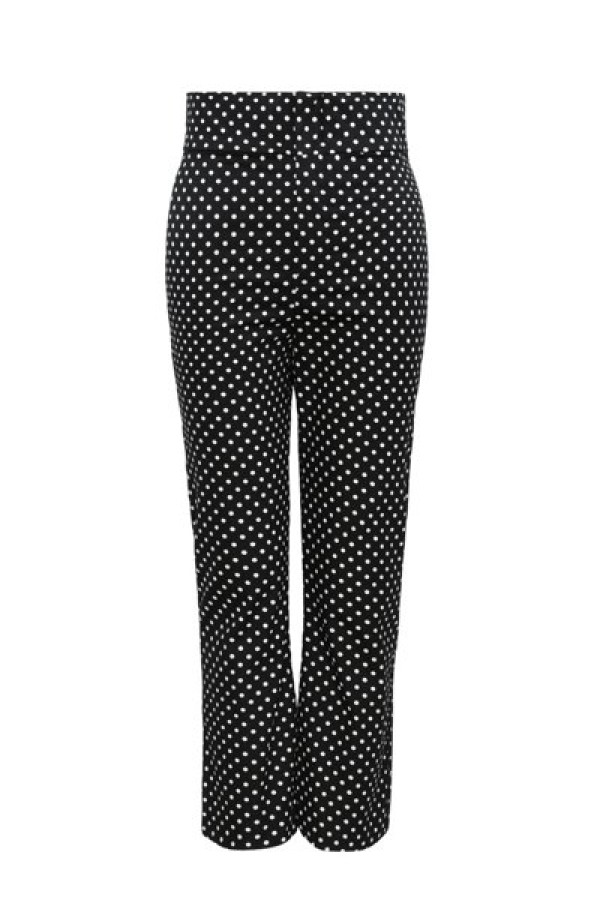 https://stylease.co/uploads/products/HWWkAEKr1A0yveRKbObOBzJoZQgflDwVwDeQ7nsj.jpg