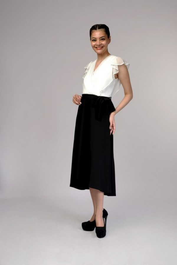 https://stylease.co/uploads/products/KGYyKdhI6Yh3k9HIEzs3ZGILOp7onVag5iW2n9Wd.jpg