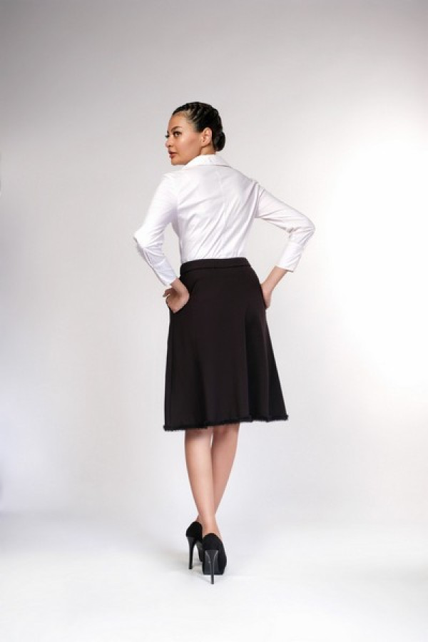 https://stylease.co/uploads/products/LAXACJ5TMv6neWJO0WXQ3Wn4CaqQ2rqC1hySLtZK.jpg