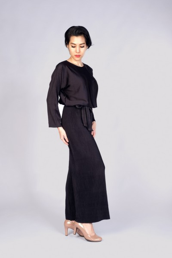https://stylease.co/uploads/products/Lkb3y5ahjDQsxbKvceYv69jDu7Jh35E12NE1ckBq.jpg