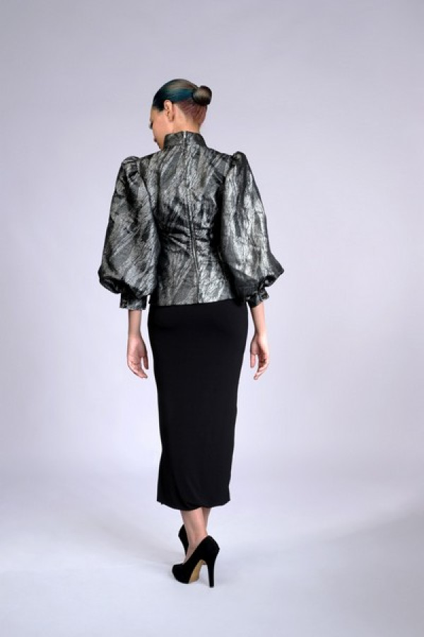 https://stylease.co/uploads/products/P9z7efVvPsAtAvEs0J4iMeeF6yhB440HPzLMgkGe.jpg