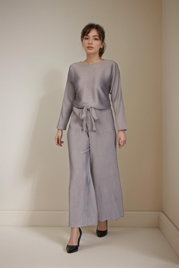 Pleated Jumpsuit with Ribbon Grey