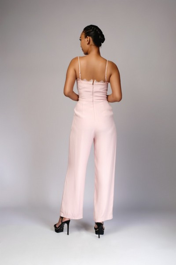 https://stylease.co/uploads/products/RSPYxhXFKzKXIX4087aGAWx8OcY2eDDg0vvU6CHh.jpg
