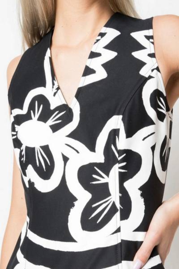 https://stylease.co/uploads/products/RhnGuJ5F62OIdE4LPlxLJZLtRVusTQnEHMPM132q.jpg