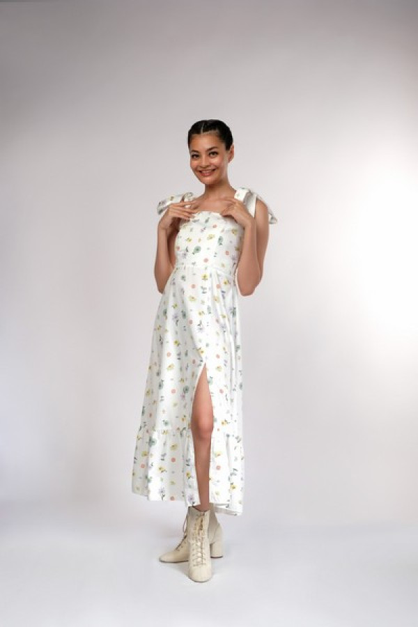 https://stylease.co/uploads/products/TIXyvKFaJ7RkbE5RKGjne1tyOAXxmlvTBV61nKh2.jpg