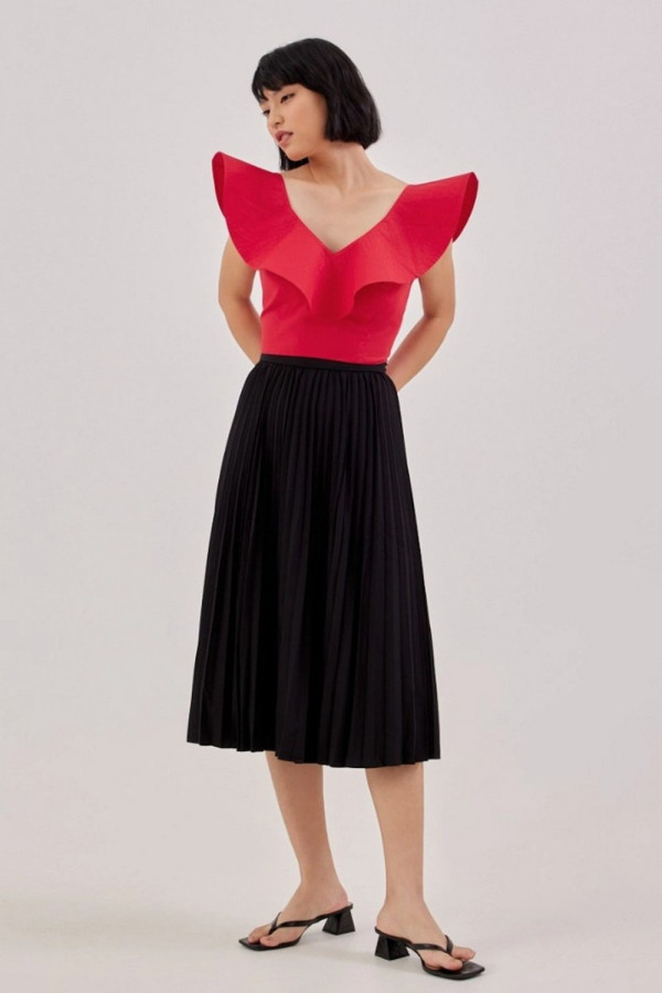 Elliete Ruffle Crop Top Red