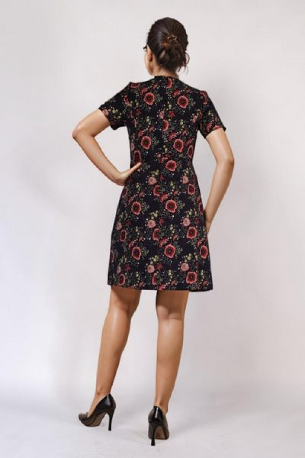 https://stylease.co/uploads/products/TveQjghXvRJRvnnCAzKVr4fntJ0mGwg5XEzDy4a1.jpg