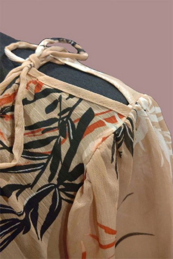 https://stylease.co/uploads/products/Uc9Ork3WSaCpcCGbWkUYu9Mht9qN9YLaAgSX7CNV.jpg