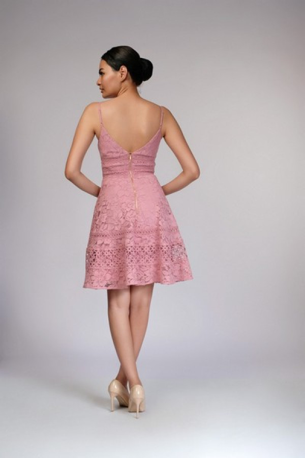 https://stylease.co/uploads/products/XyUtaO5zWbD5tHJMJTdWoVg454f6FvPHalOr9o8v.jpg