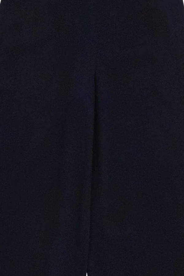 https://stylease.co/uploads/products/YTVt7SAg2Pvv6cQy7aBJRS2BkNAyys2o1Nrtaaeb.jpg