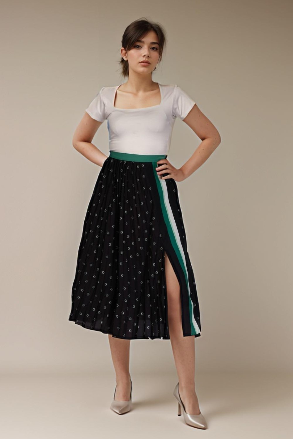 Black & Green Floral Pleated Skirt