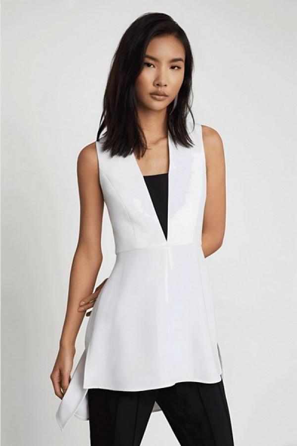 https://stylease.co/uploads/products/i5HYyCfNgf0mh7Z61fvUCHgrWRLAnjESVU00ePYL.jpg