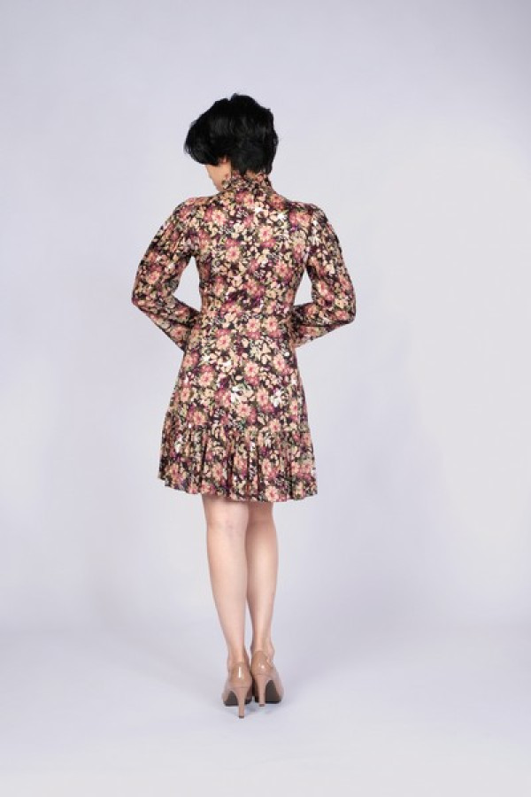 https://stylease.co/uploads/products/mJM3TaClLKjZnZtlYtnl1Y11ONU7W5MggbbLFjjJ.jpg