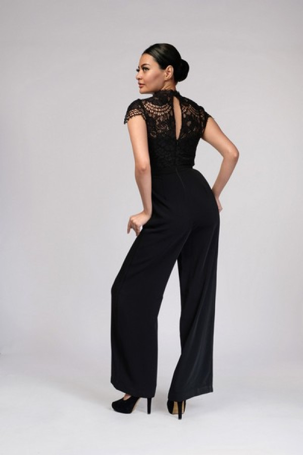 https://stylease.co/uploads/products/oW4tVxltYOiK7mR5wBnzibzDxvKKDM52ZQrBlV4D.jpg