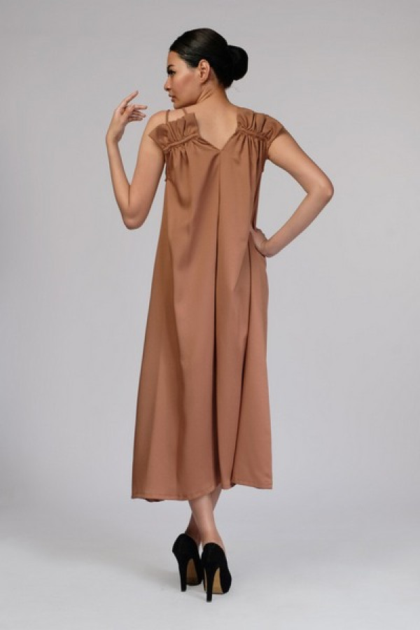 https://stylease.co/uploads/products/pFS8V9PYRf9Rr4P4Tw6tAURxIZN90ZFGEFM6frlo.jpg