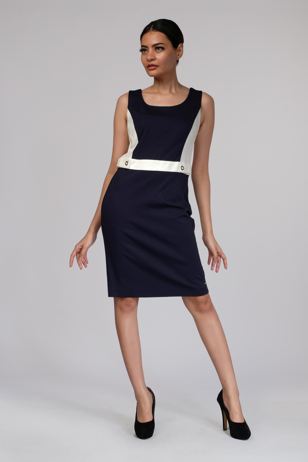 Dress With a Flattering Cut In a Combination Of 2 Colors For Women