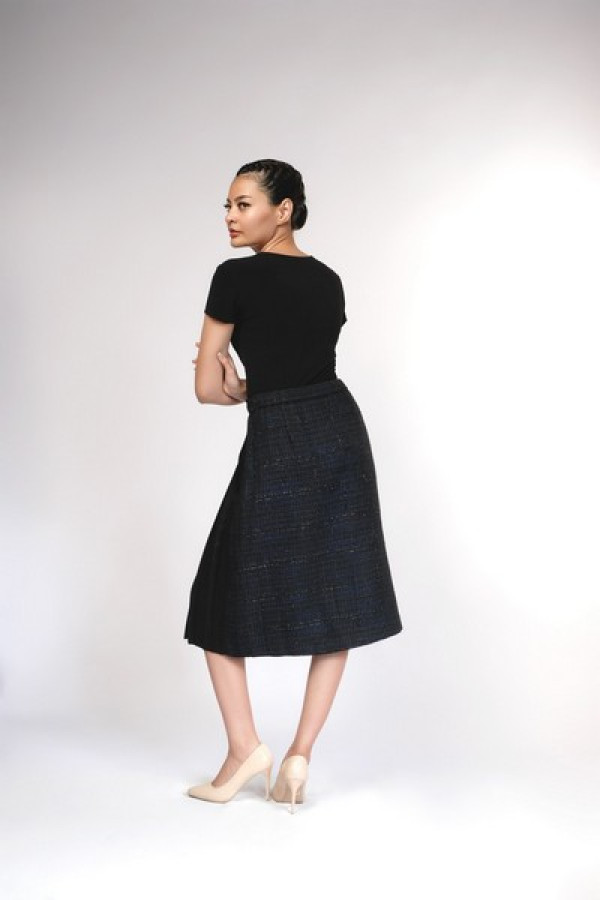 https://stylease.co/uploads/products/vz8pASK5kEqfXlGWPUgt2T6dKvfODW1Um0FsW8lK.jpg