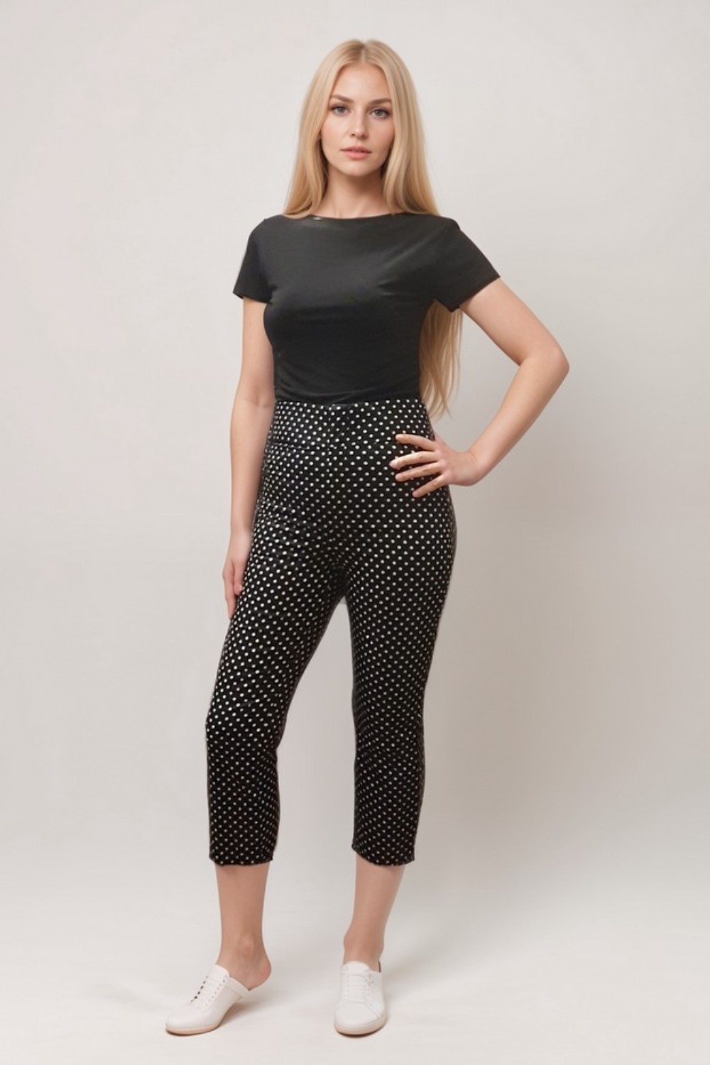 Polka Dot Print Capri Trousers